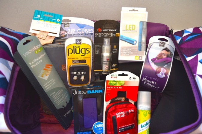 Holidays Sunshine Travel Essentials Set 1