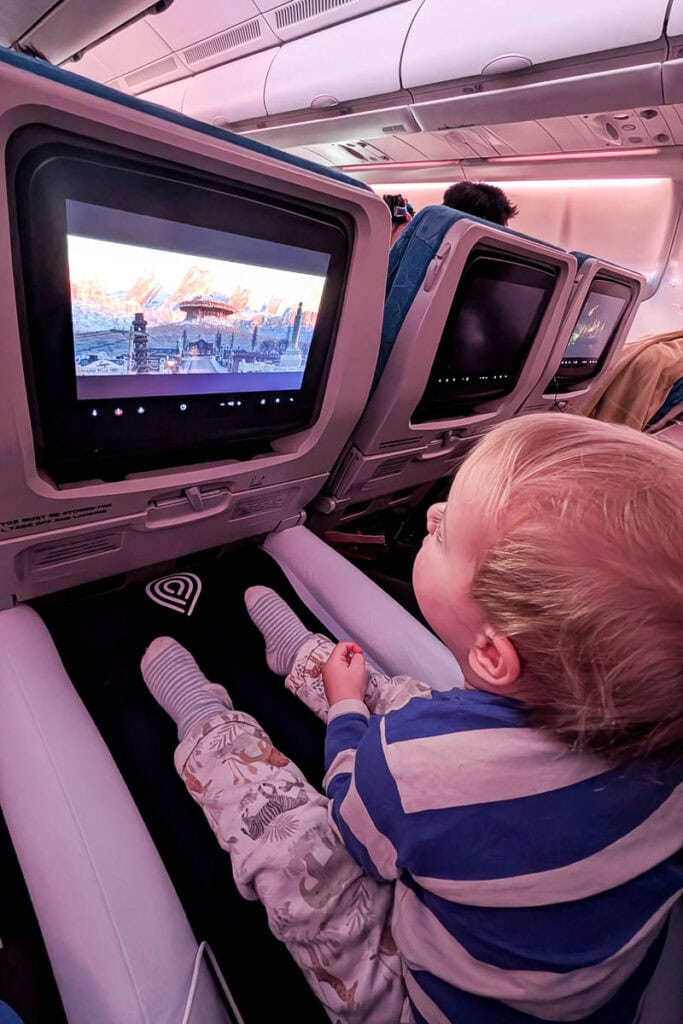 toddler inflatable plane bed