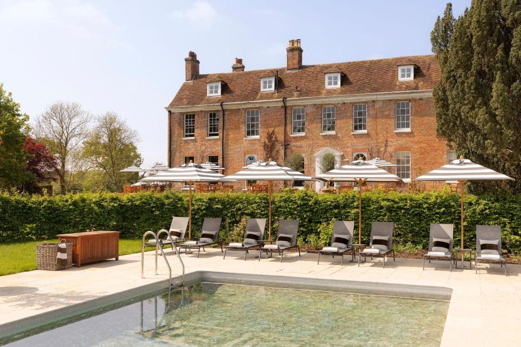 New Park Manor Hotel