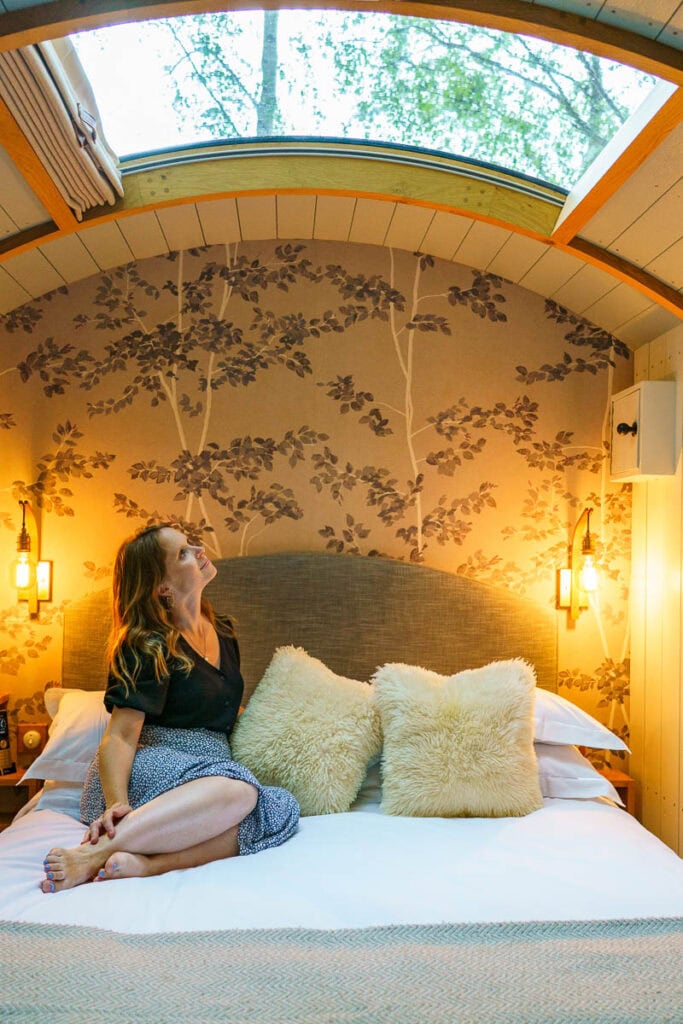 our hideaway hut bedroom